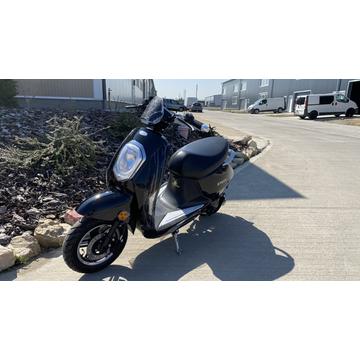 LIKEBIKE BELINDA Elektro Scooter 800W 60V 20Ah 45Km/h